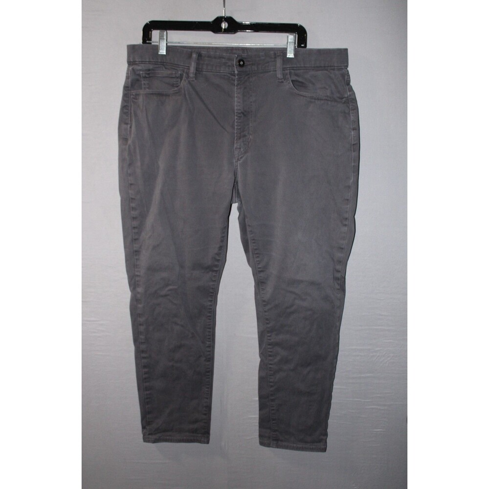 NEW Uniqlo Relaxed Ankle Jeans Gray Sz XL, Waist 36-39" Inseam 27"